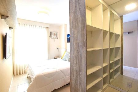 Apartamento à venda com 94m², 2 quartos e 1 vaga