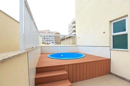 Apartamento à venda com 94m², 2 quartos e 1 vaga