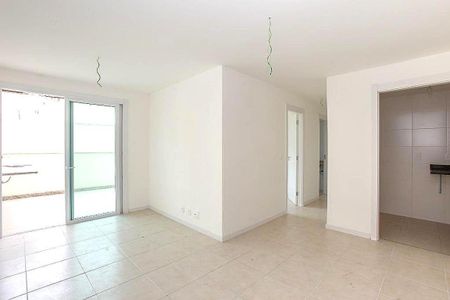 Apartamento à venda com 94m², 2 quartos e 1 vaga