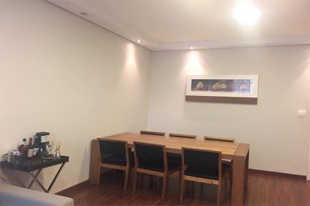 Apartamento à venda com 107m², 2 quartos e 1 vaga