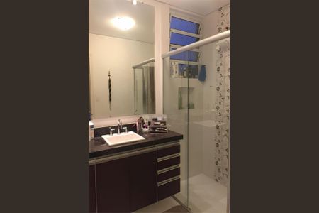 Apartamento à venda com 107m², 2 quartos e 1 vaga