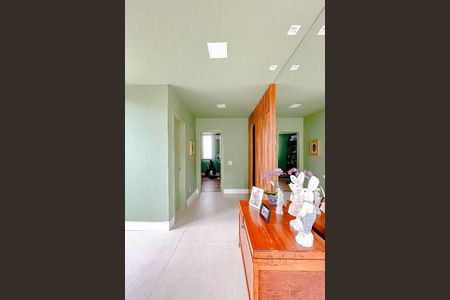 Casa à venda com 345m², 4 quartos e 6 vagas