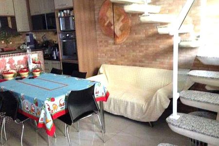 Casa à venda com 4 quartos, 200m² em Encantado, Rio de Janeiro