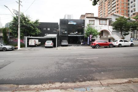 Vista de kitnet/studio para alugar com 1 quarto, 21m² em Moema, São Paulo