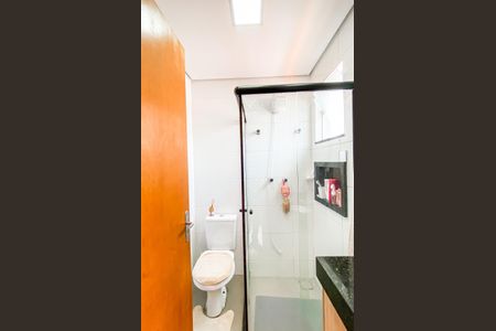 Casa de condomínio para alugar com 122m², 2 quartos e 2 vagasBanheiro da Suíte 1