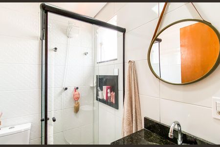 Casa de condomínio para alugar com 122m², 2 quartos e 2 vagasBanheiro da Suíte 1