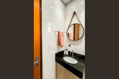 Casa de condomínio para alugar com 122m², 2 quartos e 2 vagasBanheiro da Suíte 2