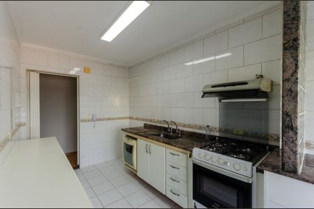 Apartamento à venda com 62m², 2 quartos e 1 vagaCozinha