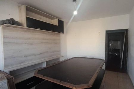 Casa à venda com 3 quartos, 224m² em Vila Dalva, São Paulo
