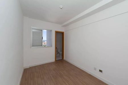 Apartamento à venda com 72m², 3 quartos e 2 vagas Apartamento à venda com 72m², 3 quartos e 2 vagasQUARTO3