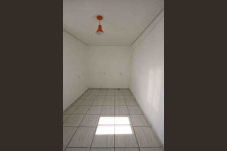 Casa para alugar com 90m², 2 quartos e 1 vagaQuarto