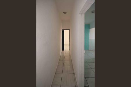 Corredor de casa para alugar com 2 quartos, 90m² em Jardim da Conquista, São Paulo