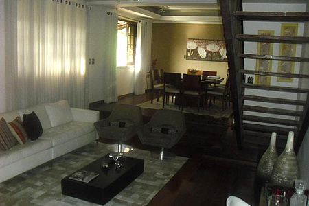 Casa à venda com 3 quartos, 271m² em São Marcos, Belo Horizonte