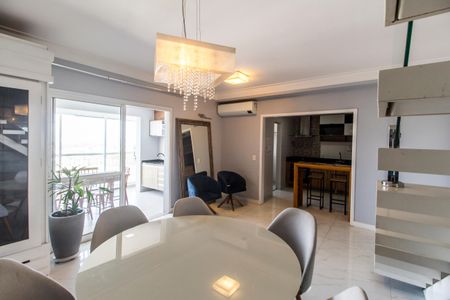 Sala  de apartamento para alugar com 3 quartos, 160m² em Empresarial 18 do Forte, Barueri