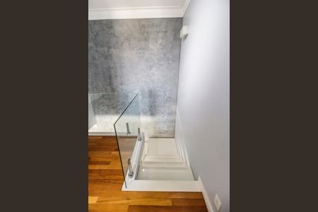 Apartamento para alugar com 160m², 3 quartos e 3 vagasEscada