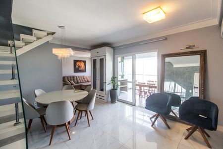 Sala  de apartamento para alugar com 3 quartos, 160m² em Empresarial 18 do Forte, Barueri