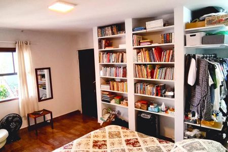Casa à venda com 250m², 3 quartos e 2 vagas