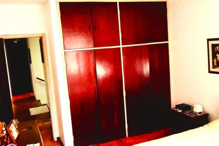 Casa à venda com 250m², 3 quartos e 2 vagas