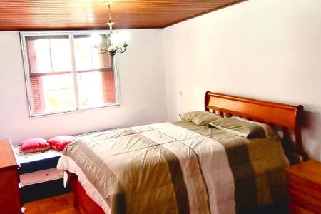 Casa à venda com 250m², 3 quartos e 2 vagas