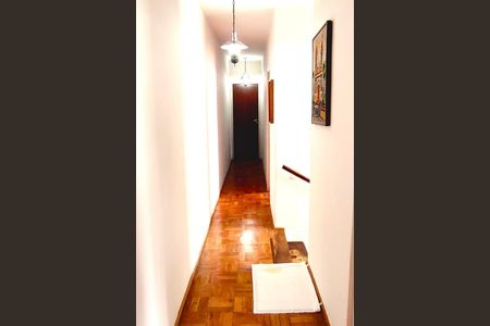 Casa à venda com 250m², 3 quartos e 2 vagas