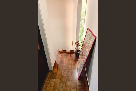 Casa à venda com 250m², 3 quartos e 2 vagas