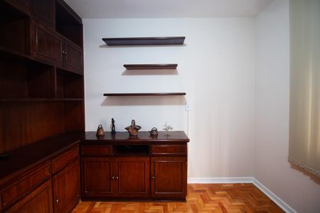 Quarto 2 de apartamento para alugar com 2 quartos, 70m² em Perdizes, São Paulo