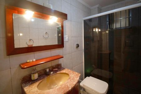 Banheiro social de apartamento para alugar com 2 quartos, 70m² em Perdizes, São Paulo