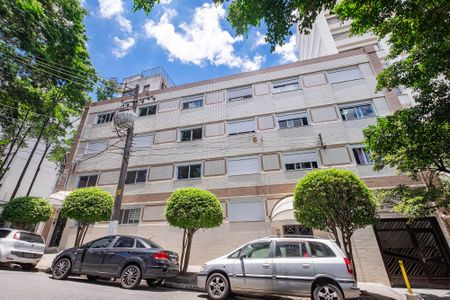 Apartamento para alugar com 58m², 2 quartos e 1 vaga Apartamento para alugar com 58m², 2 quartos e 1 vagaFachada