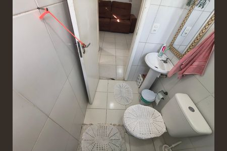 Apartamento para alugar com 80m², 2 quartos e 1 vaga Apartamento para alugar com 80m², 2 quartos e 1 vagaBanheiro social