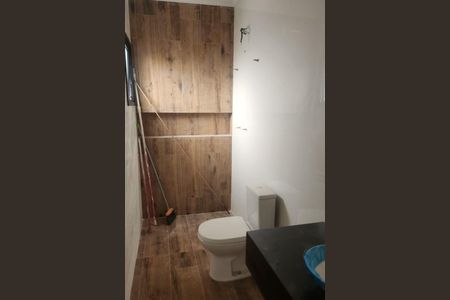 Casa à venda com 3 quartos, 157m² em Vila Bonilha, São Paulo