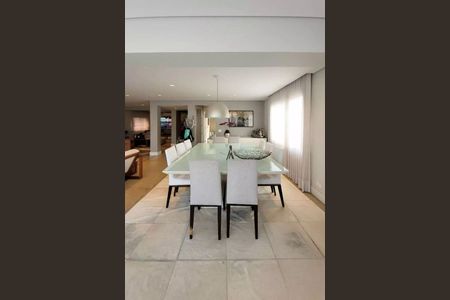 Casa à venda com 4 quartos, 360m² em Alphaville, Santana de Parnaíba