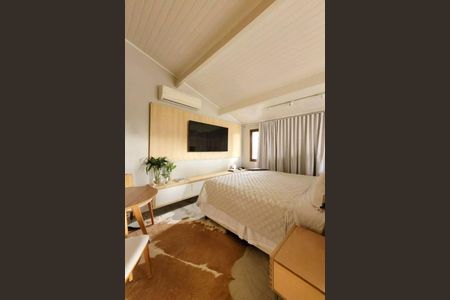 Casa à venda com 4 quartos, 360m² em Alphaville, Santana de Parnaíba