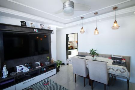 Sala de apartamento à venda com 3 quartos, 60m² em Penha, Rio de Janeiro