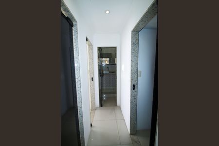 Apartamento à venda com 60m², 3 quartos e 1 vagaSala - Corredor