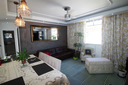 Sala de apartamento à venda com 3 quartos, 60m² em Penha, Rio de Janeiro
