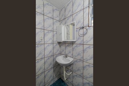 Banheiro de casa para alugar com 1 quarto, 33m² em Penha de França, São Paulo