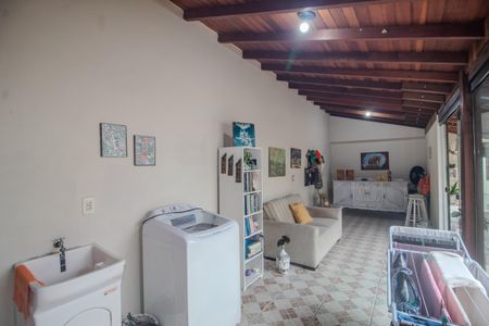 Casa à venda com 116m², 3 quartos e 2 vagasÁrea de Serviço