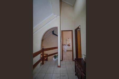 Casa à venda com 116m², 3 quartos e 2 vagasCorredor segundo piso