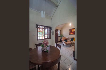 Casa à venda com 116m², 3 quartos e 2 vagasSala 2