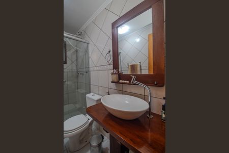 Casa à venda com 116m², 3 quartos e 2 vagasBanheiro