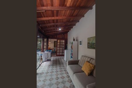 Casa à venda com 116m², 3 quartos e 2 vagasÁrea de Serviço