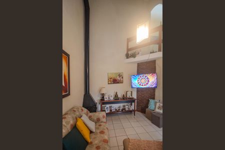 Casa à venda com 116m², 3 quartos e 2 vagasSala