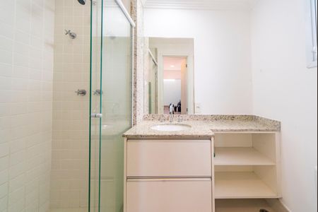 Apartamento para alugar com 63m², 2 quartos e 2 vagasBanheiro do Quarto 2