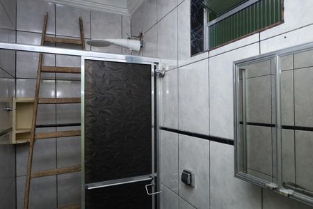 Casa à venda com 250m², 3 quartos e 1 vagaBanheiro 1