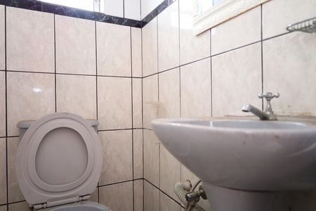 Casa à venda com 250m², 3 quartos e 1 vagaBanheiro 2