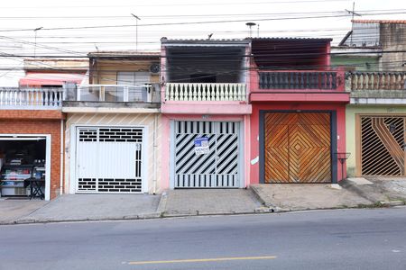 Casa à venda com 250m², 3 quartos e 1 vagaPlaca instalada no portão do imóvel em 02.06.2026 - Código da placa: 