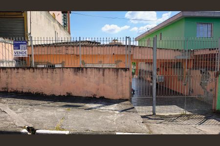 Casa para alugar com 250m², 3 quartos e 4 vagasFachada