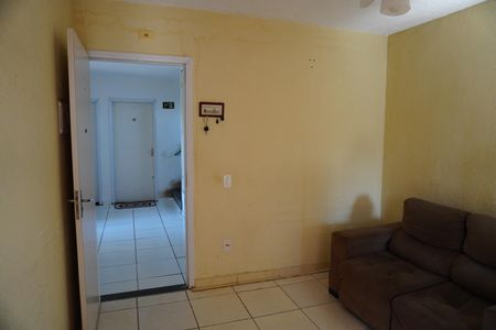 Sala de apartamento para alugar com 2 quartos, 50m² em Vila Praia Azul, Americana