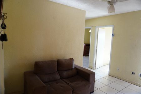 Sala de apartamento para alugar com 2 quartos, 50m² em Vila Praia Azul, Americana