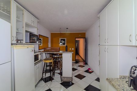 Casa à venda com 129m², 3 quartos e 2 vagas Casa à venda com 129m², 3 quartos e 2 vagasCozinha